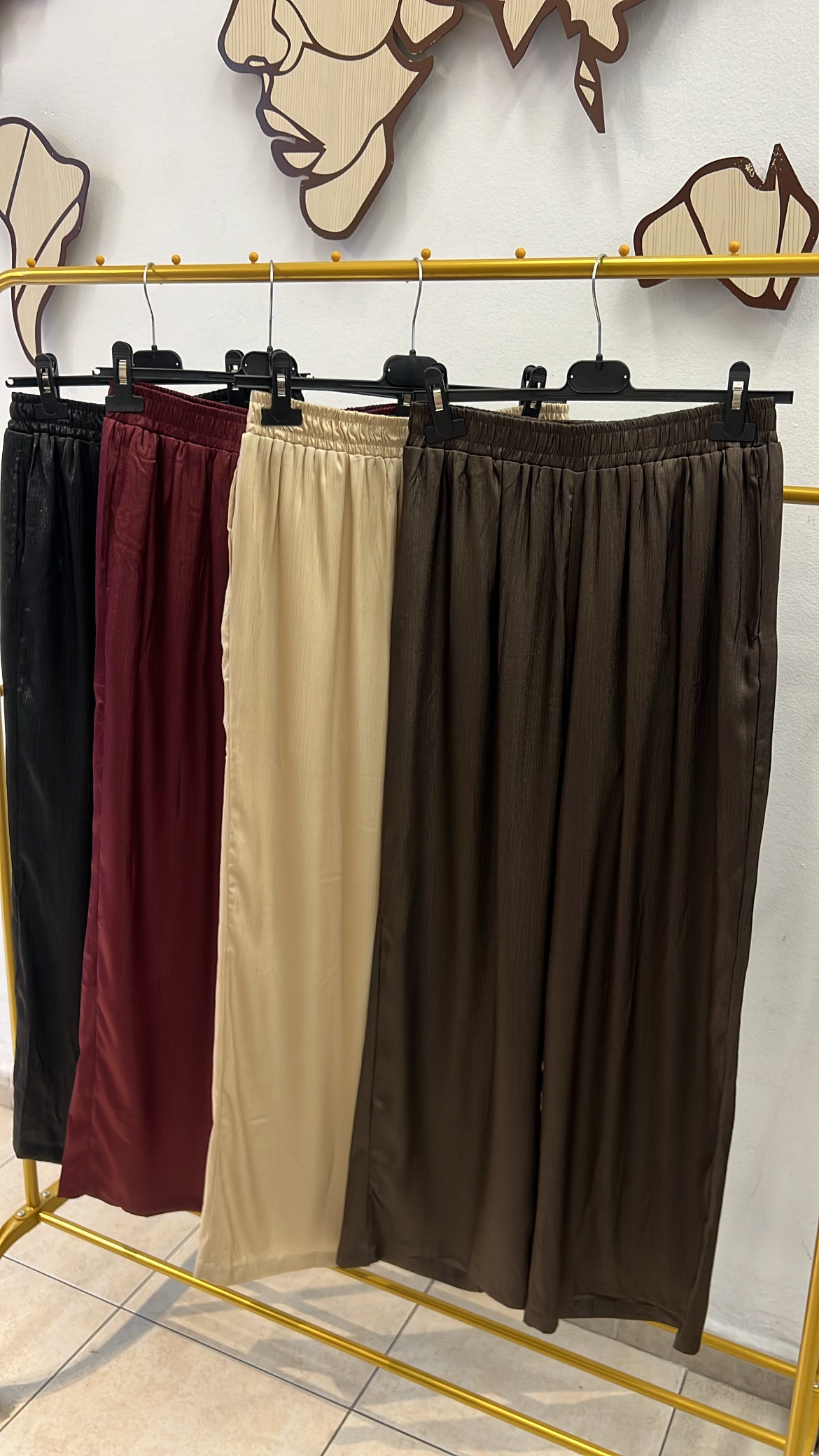 Pantalón Fluido — fotografía del producto
